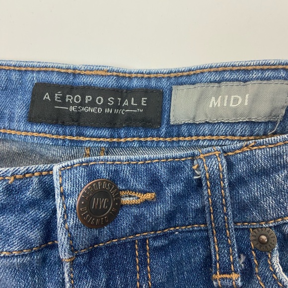 Aeropostale MIDI Jean Shorts women’s size 2 Distressed - Picture 6 of 8